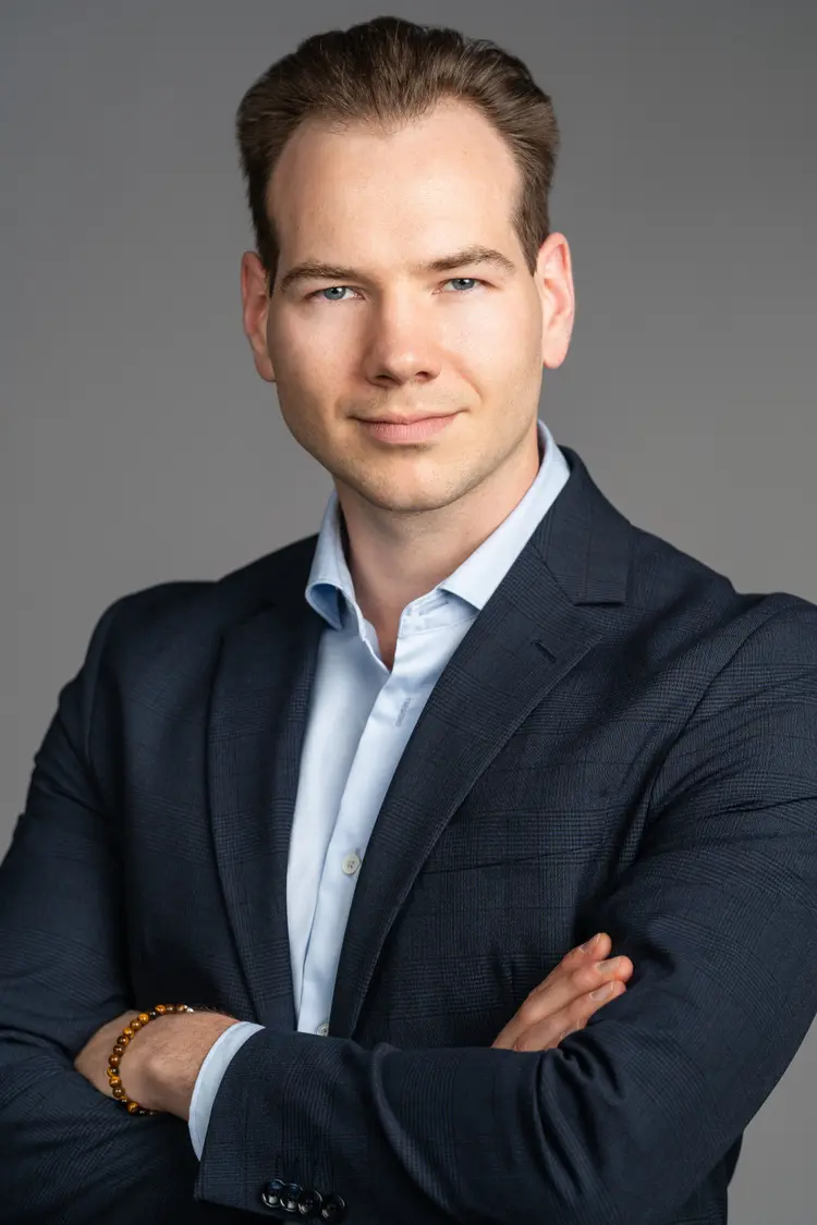 Max Folaron